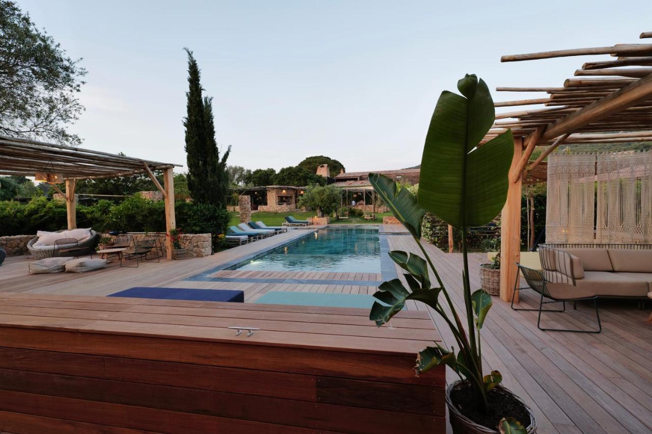 Domaine Pozzo Di Mastri Hotel & Spa Фигари Экстерьер фото